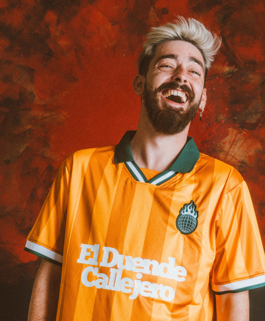 Camiseta de fútbol retro - El Duende Callejero